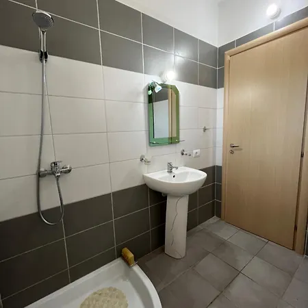 Delia Luxury Apartament Wlora