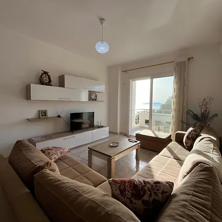 Delia Luxury Apartment *